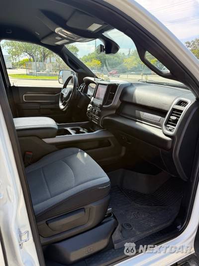 2022 Ram 2500 Big Horn Crew Cab Medium Bed - zdjęcie 10 z 15 - miniatura