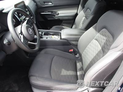 2022 Nissan Pathfinder S - zdjęcie 17 z 22 - miniatura