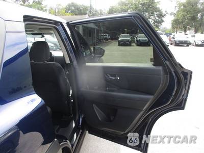 2022 Nissan Pathfinder S - zdjęcie 11 z 22 - miniatura