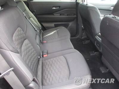 2022 Nissan Pathfinder S - zdjęcie 15 z 22 - miniatura