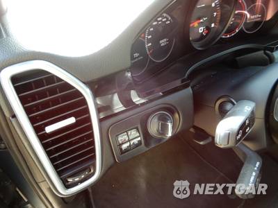 2019 Porsche Cayenne - zdjęcie 26 z 28 - miniatura