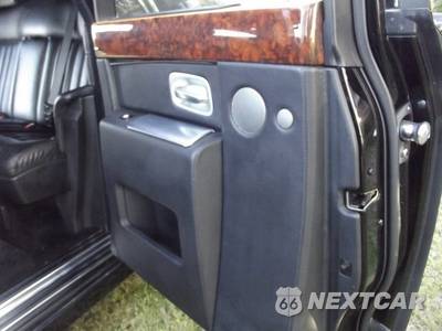 2004 Rolls-Royce Phantom - zdjęcie 35 z 42 - miniatura