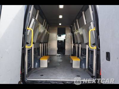 2019 Mercedes-Benz Sprinter 2500 Cargo Van High Roof 170.0" WB - zdjęcie 17 z 41 - miniatura