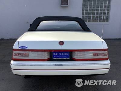 1990 Cadillac Allante - zdjęcie 6 z 50 - miniatura
