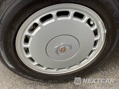 1990 Cadillac Allante - zdjęcie 38 z 50 - miniatura