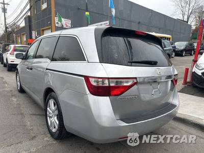 2011 Honda Odyssey LX 118.1" WB - zdjęcie 11 z 13 - miniatura