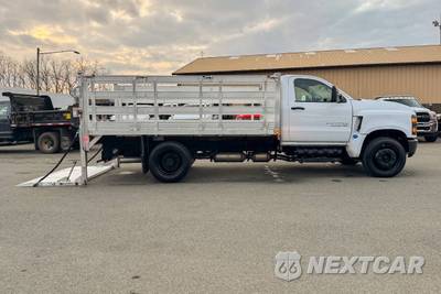 2024 Chevrolet SILVERADO MEDIUM DUTY Base - zdjęcie 2 z 39 - miniatura