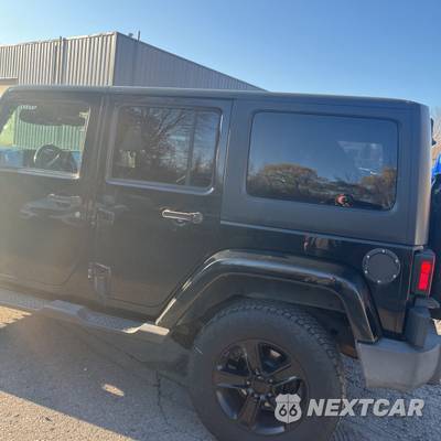 2013 Jeep Wrangler Unlimited Sahara - zdjęcie 6 z 57 - miniatura