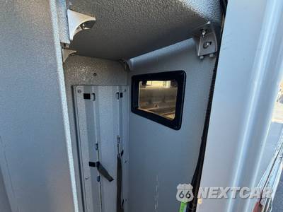 2015 Chevrolet Express 4500 Cutaway 2SD DRW - zdjęcie 16 z 97 - miniatura