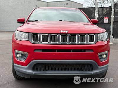 2019 Jeep Compass Latitude w/Sun & Wheel Pkg - zdjęcie 3 z 17 - miniatura