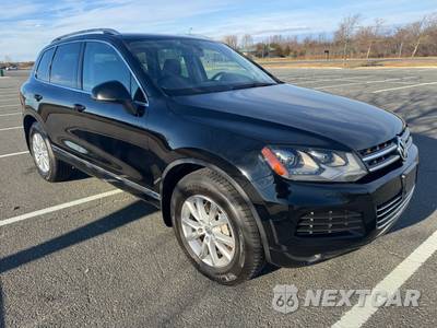 2013 Volkswagen Touareg TDI Sport w/Navigation - zdjęcie 1 z 48 - miniatura