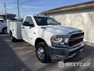 2019 Ram 3500 Cab Chassis Tradesman Regular Cab DRW - zdjęcie 4 z 40 - miniatura