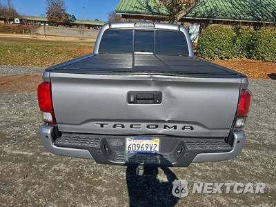 2016 Toyota Tacoma TRD Off-Road Crew Cab Medium Bed - zdjęcie 5 z 26 - miniatura