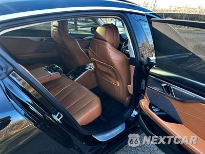 2020 BMW 8 Series Gran Coupe 840i xDrive Sedan - zdjęcie 26 z 43 - miniatura