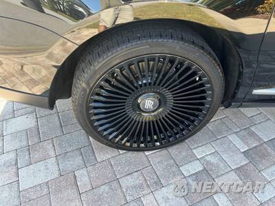 2022 Rolls-Royce Cullinan - zdjęcie 6 z 20 - miniatura