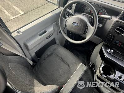 2017 Ford Super Duty E-450 Cutaway DRW - zdjęcie 17 z 43 - miniatura