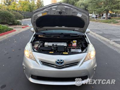 2012 Toyota Prius v Three - zdjęcie 11 z 12 - miniatura