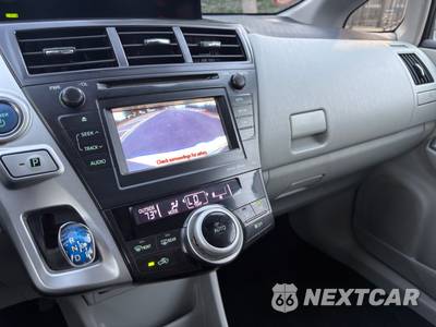2012 Toyota Prius v Three - zdjęcie 12 z 12 - miniatura