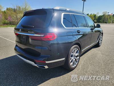 2021 BMW X7 Sports Activity Vehicle xDrive40i - zdjęcie 7 z 46 - miniatura