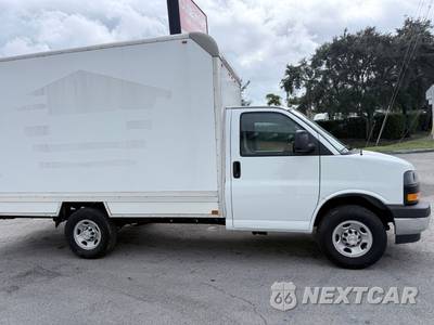 2023 Chevrolet Express 3500 Cutaway 1WT - zdjęcie 8 z 19 - miniatura
