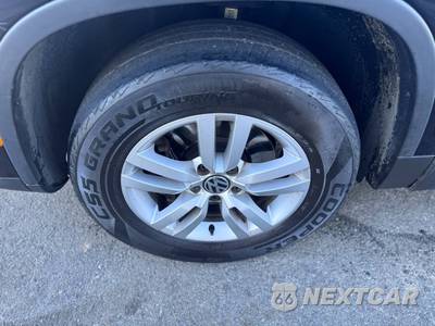 2012 Volkswagen Tiguan LE - zdjęcie 14 z 37 - miniatura