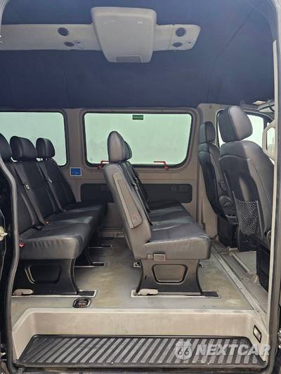 2016 Mercedes-Benz Sprinter 2500 Passenger Van 144.3" WB - zdjęcie 10 z 16 - miniatura