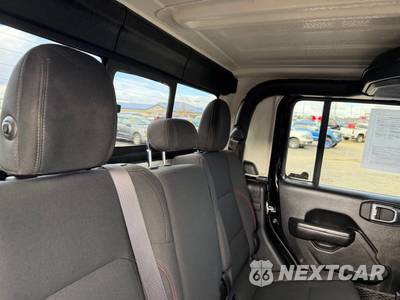 2021 Jeep Gladiator Rubicon Crew Cab Short Bed - zdjęcie 55 z 76 - miniatura