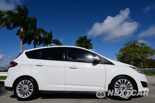 2017 Ford C-MAX Hybrid SE