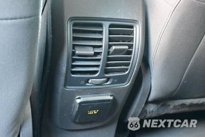 2017 Ford C-MAX Hybrid SE - zdjęcie 34 z 52 - miniatura