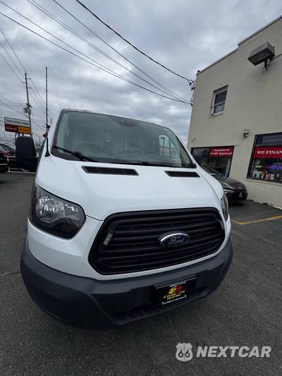 2018 Ford Transit 250 Cargo Van w/RH Swing-Out Doors Low Roof 129.9" WB - zdjęcie 36 z 50 - miniatura