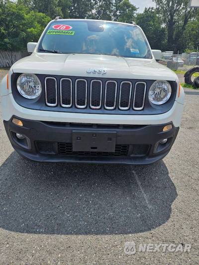 2016 Jeep Renegade Latitude - zdjęcie 3 z 18 - miniatura