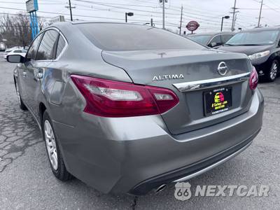 2018 Nissan Altima 2.5 S - zdjęcie 5 z 10 - miniatura