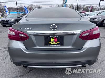 2018 Nissan Altima 2.5 S - zdjęcie 4 z 10 - miniatura