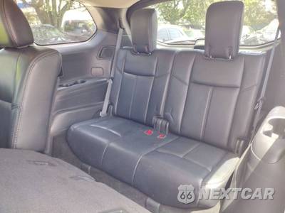 2017 Nissan Pathfinder SL - zdjęcie 21 z 50 - miniatura