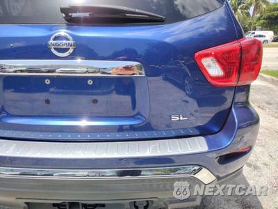 2017 Nissan Pathfinder SL - zdjęcie 8 z 50 - miniatura