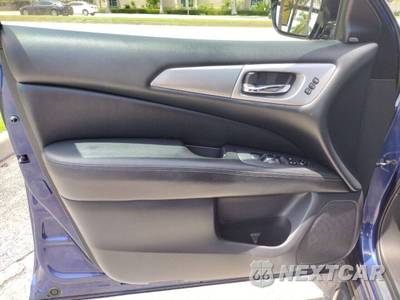 2017 Nissan Pathfinder SL - zdjęcie 17 z 50 - miniatura