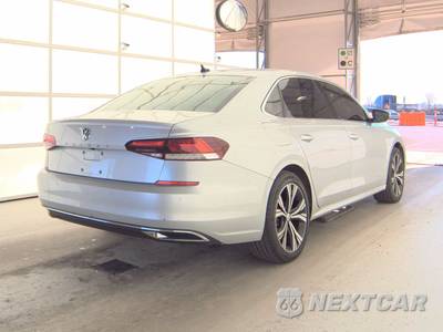 2020 Volkswagen Passat 2.0T SEL - zdjęcie 4 z 50 - miniatura