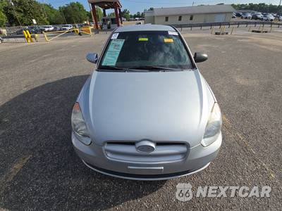 2008 Hyundai Accent SE Hatchback - zdjęcie 2 z 13 - miniatura