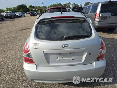 2008 Hyundai Accent SE Hatchback - zdjęcie 5 z 13 - miniatura