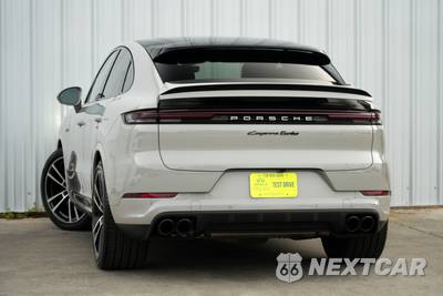 2024 Porsche Cayenne Turbo E-Hybrid Coupe - zdjęcie 4 z 28 - miniatura