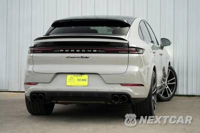 2024 Porsche Cayenne Turbo E-Hybrid Coupe - zdjęcie 3 z 28 - miniatura