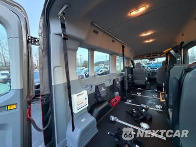 2019 Ford Transit 350 Passenger Van XL w/RH Sliding Door Medium Roof 147.6" WB - zdjęcie 18 z 75 - miniatura