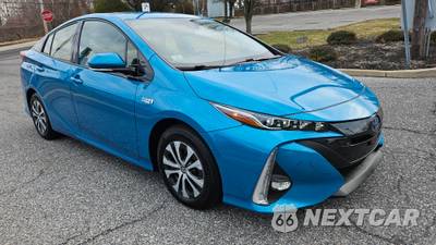 2020 Toyota Prius Prime Limited - zdjęcie 1 z 32 - miniatura