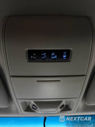 2015 Chrysler Town & Country Touring 121.2" WB - zdjęcie 27 z 60 - miniatura