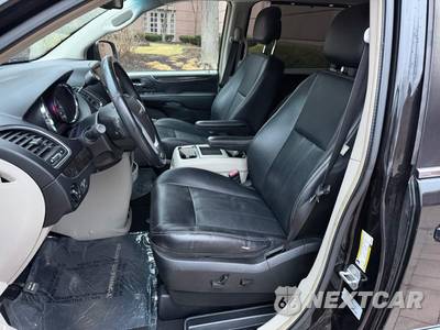 2015 Chrysler Town & Country Touring 121.2" WB - zdjęcie 40 z 60 - miniatura