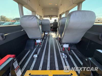 2020 Ford Transit 350 HD Passenger Van XL DRW High Roof 148.0" WB - zdjęcie 58 z 77 - miniatura