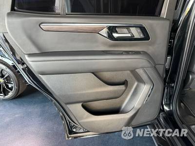 2025 Chevrolet Tahoe LT 1LT - zdjęcie 13 z 36 - miniatura
