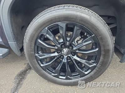 2023 GMC Sierra 1500 SLT Crew Cab Short Bed 4SA - zdjęcie 11 z 24 - miniatura