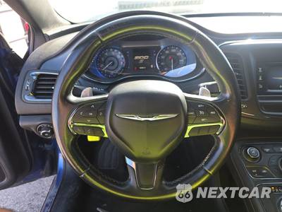 2015 Chrysler 200S - zdjęcie 10 z 17 - miniatura