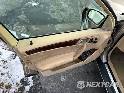 2001 Mercedes-Benz C 320 - zdjęcie 31 z 39 - miniatura